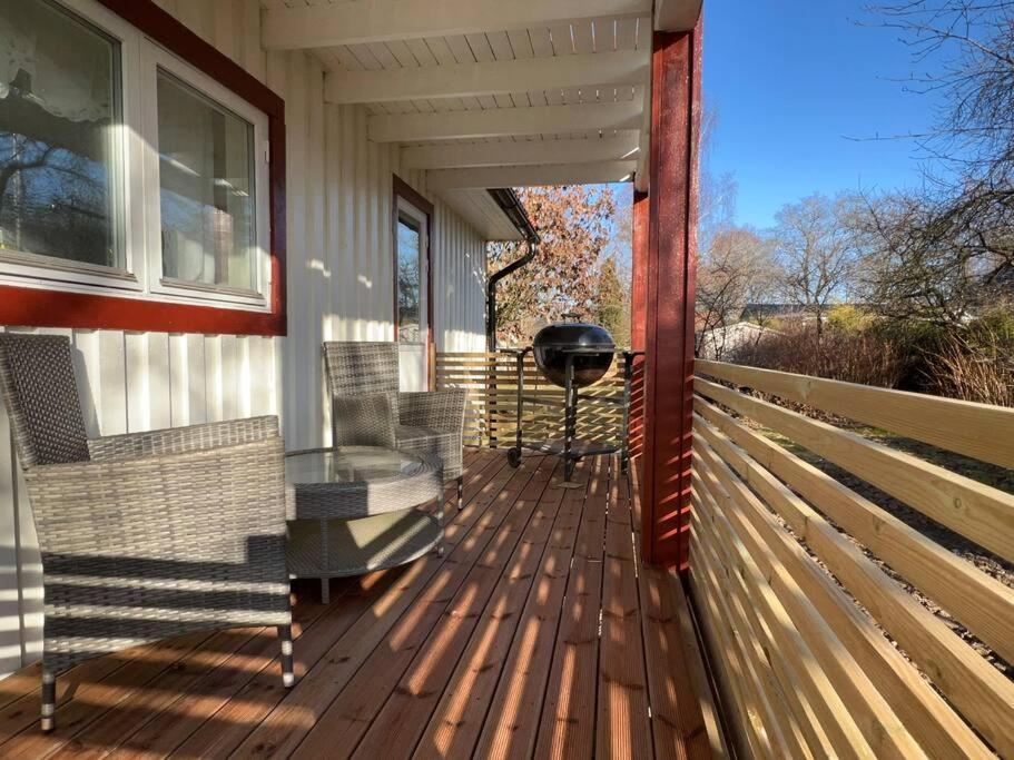 Lantlig Villa I Ljungbyhed Екстериор снимка
